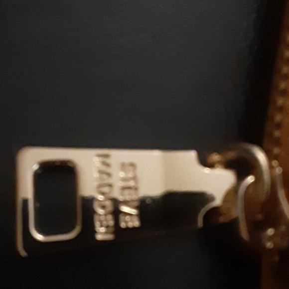 Steve Madden wallet - Picture 3 of 4